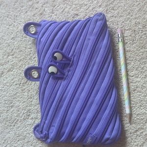 Zipit pencil/ pen pouch